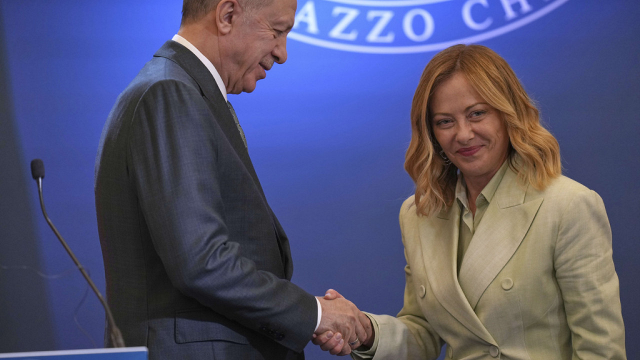 Τηλεφωνική συνομιλία Ερντογάν – Μελόνι