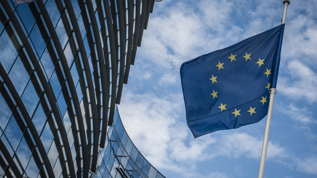 Κομισιόν: Στο 2,1% η ανάπτυξη της Ελλάδας το 2024 – «Βλέπει» πτώση πληθωρισμού στο 1,9% και μείωση ανεργίας στο 9% έως το 2026 Κομισιόν: Στο 2,1% η ανάπτυξη της Ελλάδας το 2024 – «Βλέπει» πτώση πληθωρισμού στο 1,9% και μείωση ανεργίας στο 9% έως το 2026