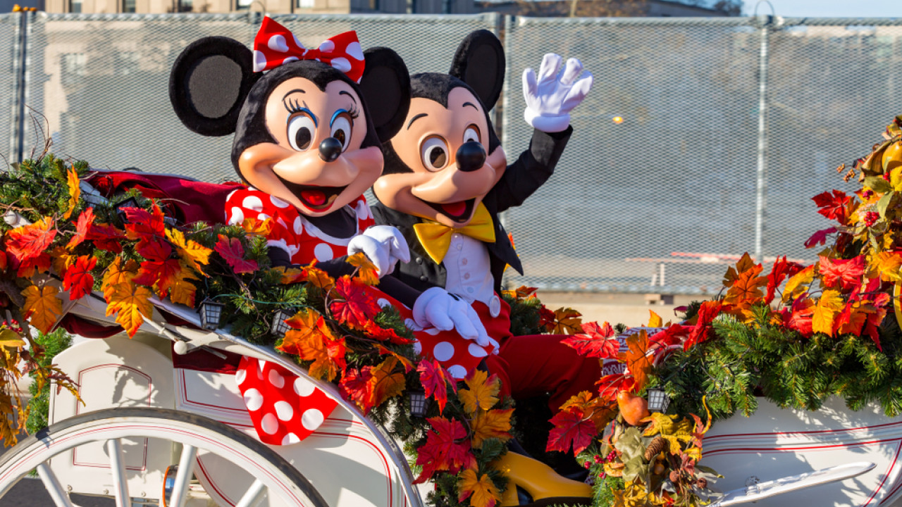Υπό πίεση η Disney – Προχωρά σε εκατοντάδες απολύσεις Υπό πίεση η Disney – Προχωρά σε εκατοντάδες απολύσεις