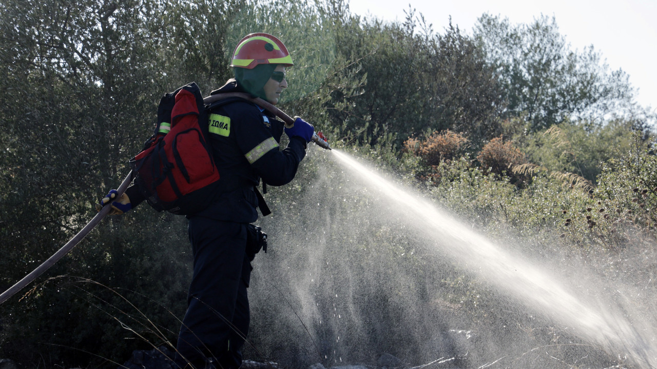 Απαγόρευση καύσης σε όλη την Ελλάδα λόγω επικίνδυνων καιρικών συνθηκών Απαγόρευση καύσης σε όλη την Ελλάδα λόγω επικίνδυνων καιρικών συνθηκών