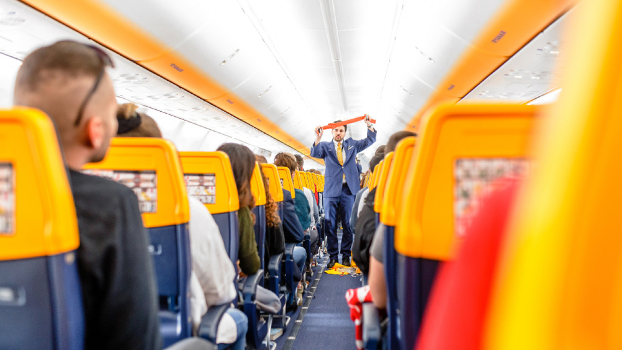 Ryanair: Ζητά από ορισμένες αεροσυνοδούς στην Ισπανία να επιστρέψουν την αύξηση του 2024 Ryanair: Ζητά από ορισμένες αεροσυνοδούς στην Ισπανία να επιστρέψουν την αύξηση του 2024