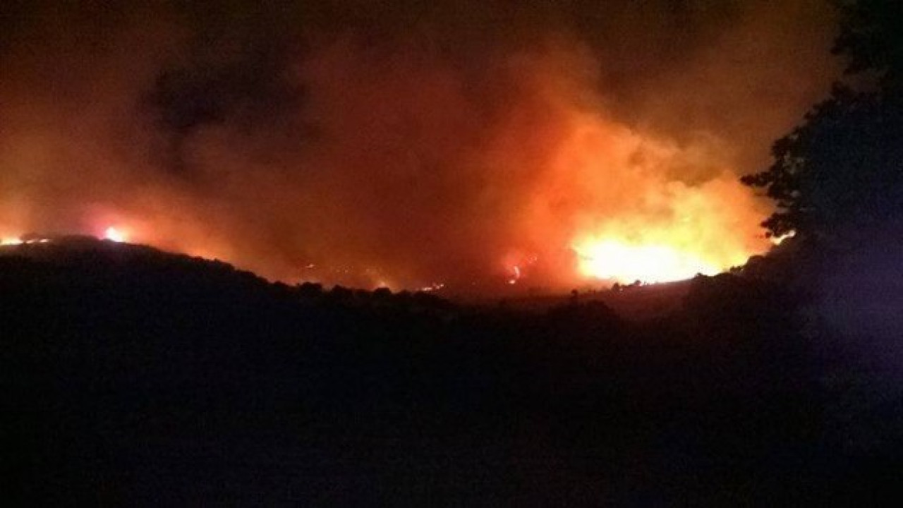 Φωτιά στη Σαμοθράκη Φωτιά στη Σαμοθράκη