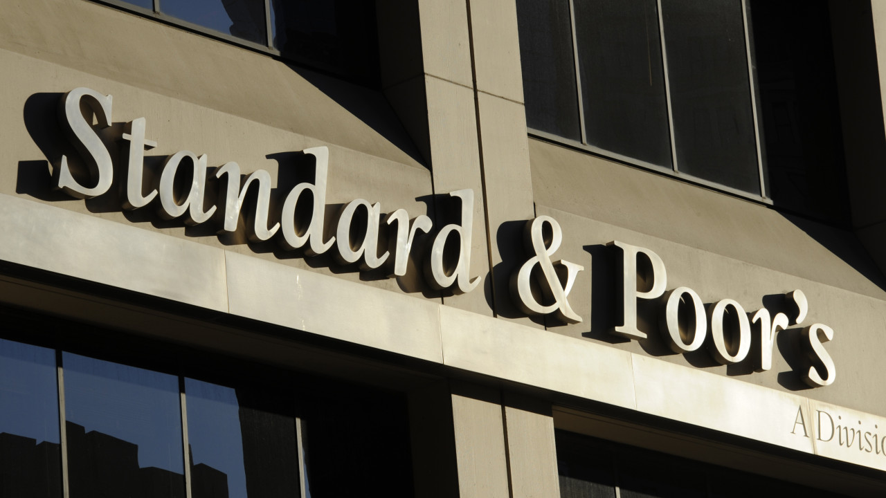 S&P: «Πράσινο φως» στην πρόωρη εξόφληση δανείων του μνημονίου S&P: «Πράσινο φως» στην πρόωρη εξόφληση δανείων του μνημονίου