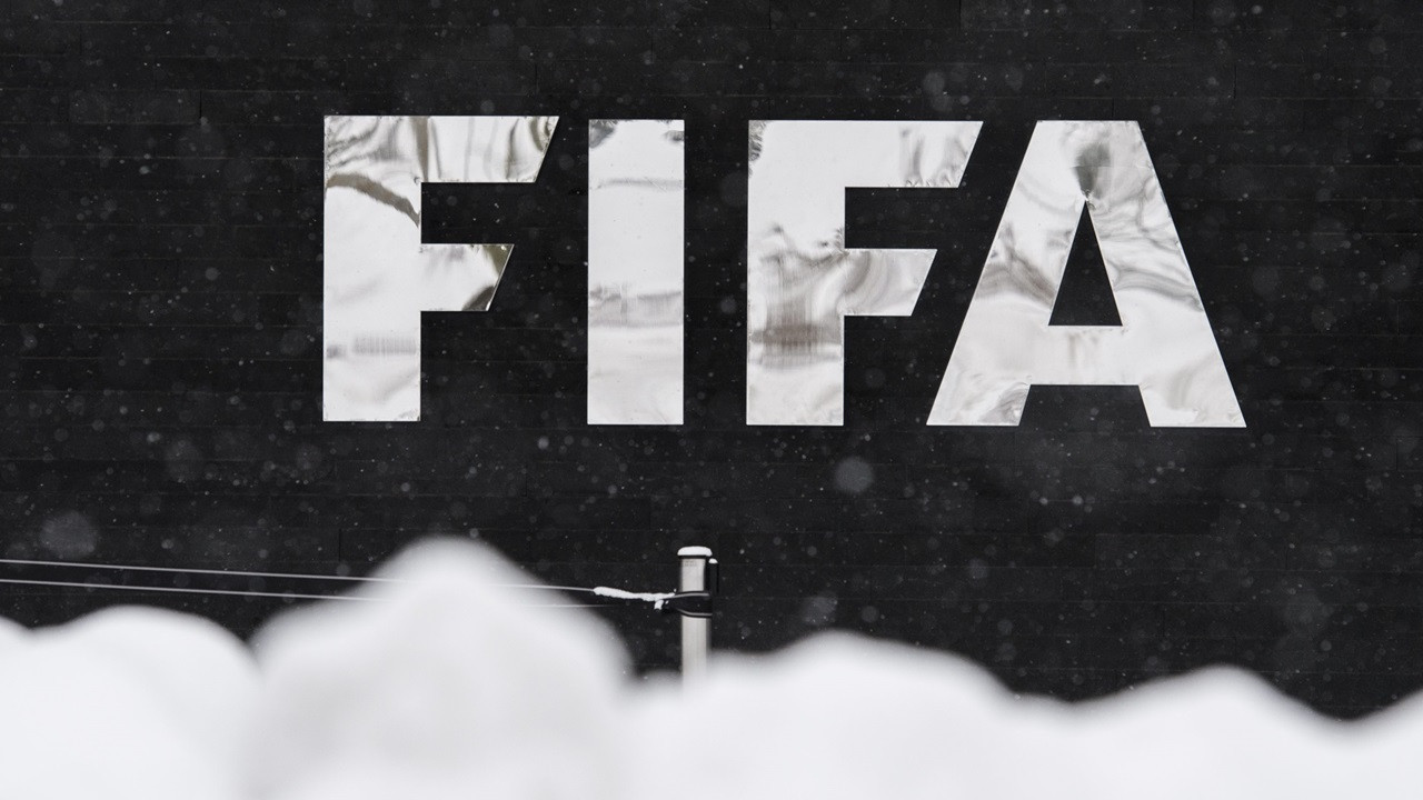 Η FIFA τιμώρησε τη Σερβία με μερικό κλείσιμο του γηπέδου Η FIFA τιμώρησε τη Σερβία με μερικό κλείσιμο του γηπέδου