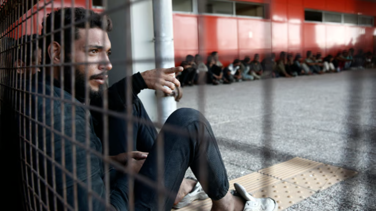 Φλωρίδης στον ΣΚΑΪ: Προφανές για ποιον ενεργεί η Λιβύη - Δεχόμαστε επίθεση στο μεταναστευτικό