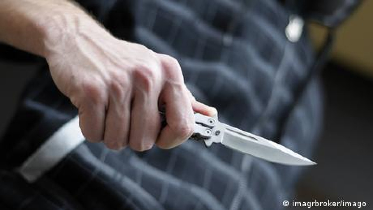 Η ΣΧΟΛΙΚΗ ΒΙΑ ΣΟΚΑΡΕΙ ΞΑΝΑ ΤΗΝ ΙΤΑΛΙΑ