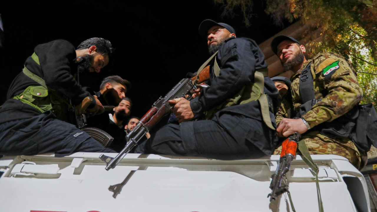 Συρία: «Επικίνδυνη κλιμάκωση» το ισραηλινό πλήγμα κοντά στο μέγαρο του αλ Σάρα στη Δαμασκό