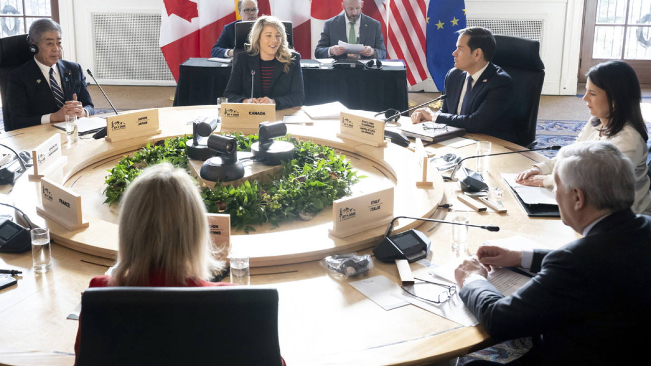 G7: Ενωμένη απειλεί τη Ρωσία με κυρώσεις εάν δεν αποδεχθεί την εκεχειρία G7: Ενωμένη απειλεί τη Ρωσία με κυρώσεις εάν δεν αποδεχθεί την εκεχειρία