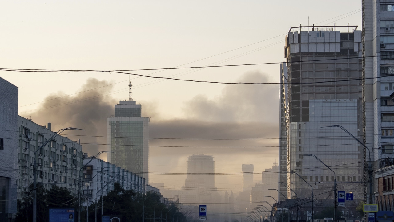 Κίεβο: Τουλάχιστον 14 νεκροί στα νυχτερινά πλήγματα της Ρωσίας Κίεβο: Τουλάχιστον 14 νεκροί στα νυχτερινά πλήγματα της Ρωσίας