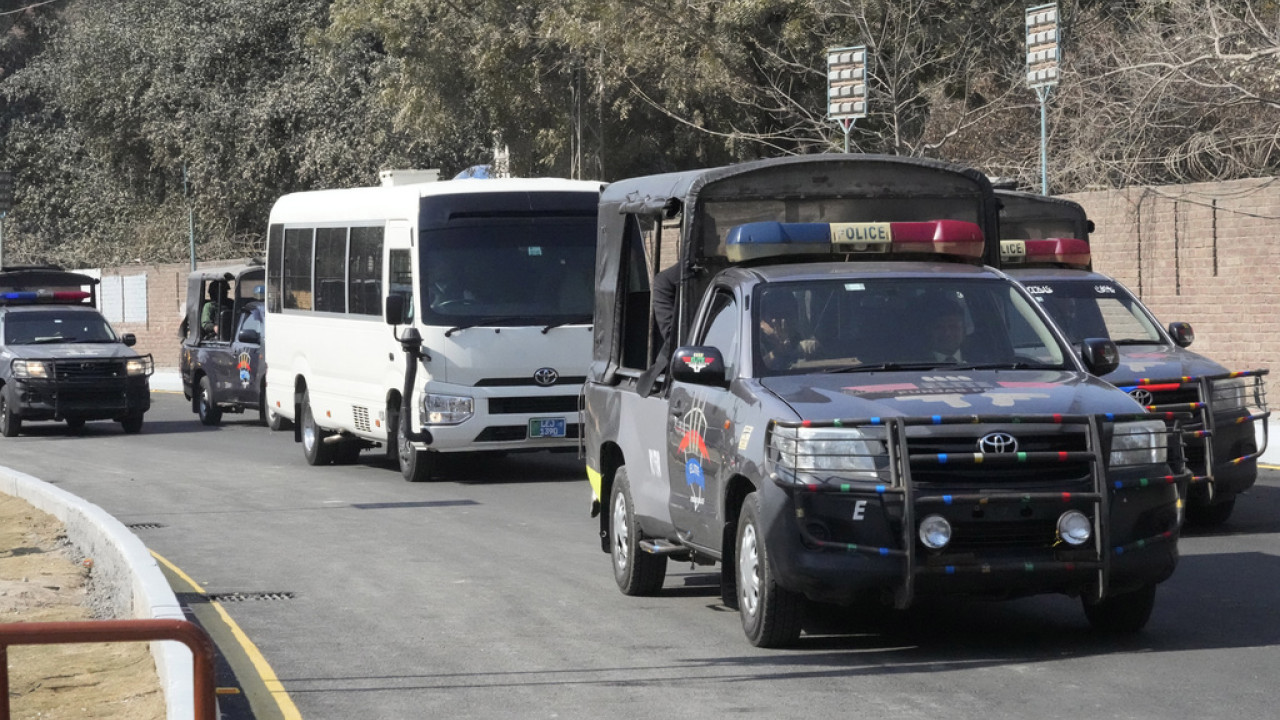 Πακιστάν: 4 εργάτες από την Παντζάμπ, ισάριθμοι αστυνομικοί νεκροί σε επίθεση