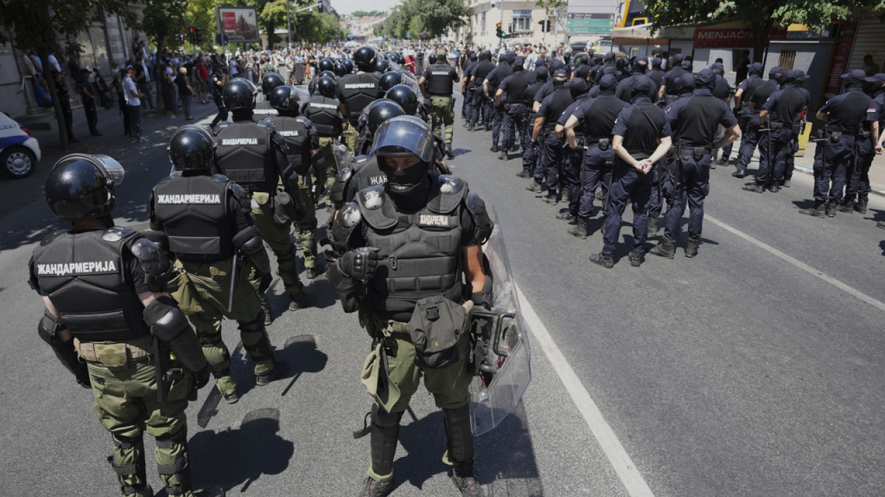 Σερβία: Διαλύθηκαν τα μπλόκα στους δρόμους - Φοιτητές ανακοίνωσαν πως θα συνεχίσουν τους αποκλεισμούς