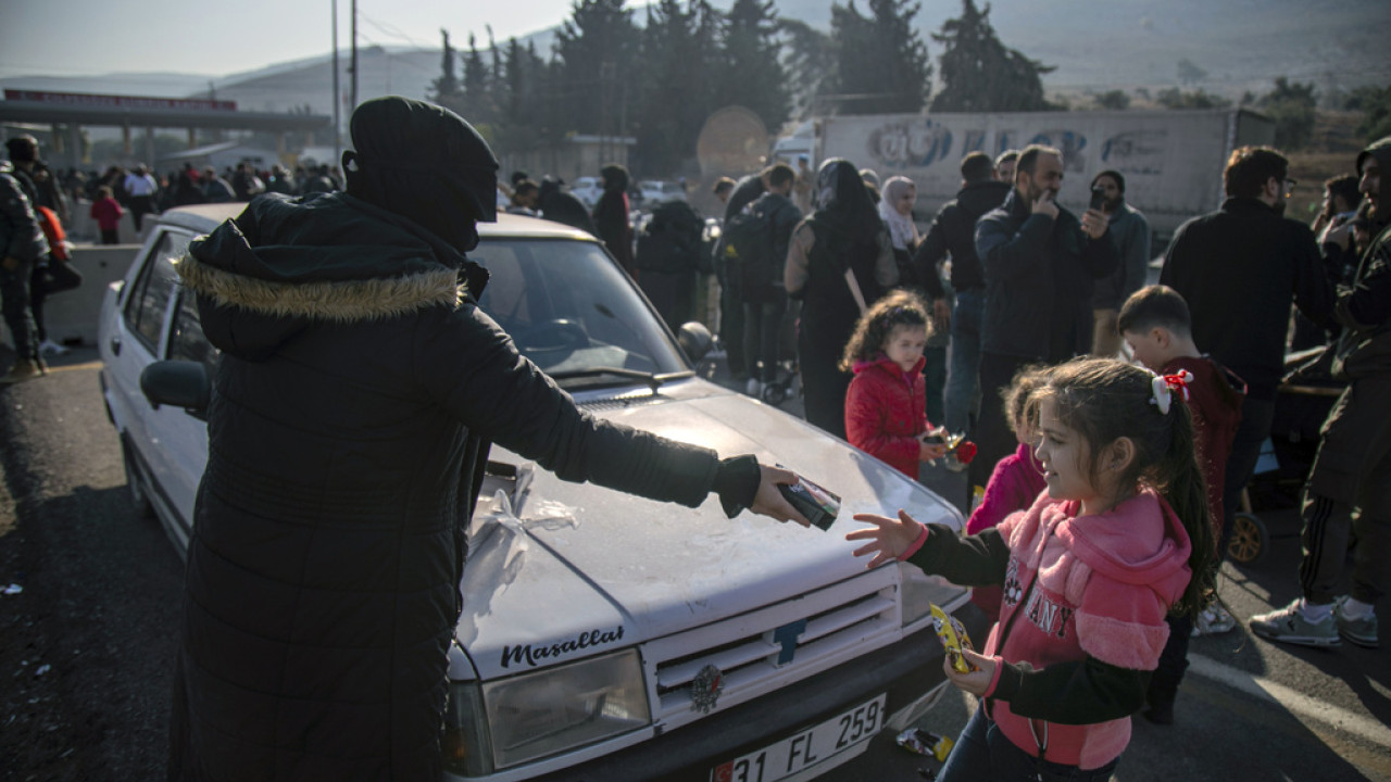 Συρία: Το HRW προτρέπει τους αντάρτες να εγγυηθούν ανθρώπινη μεταχείριση σε όλους