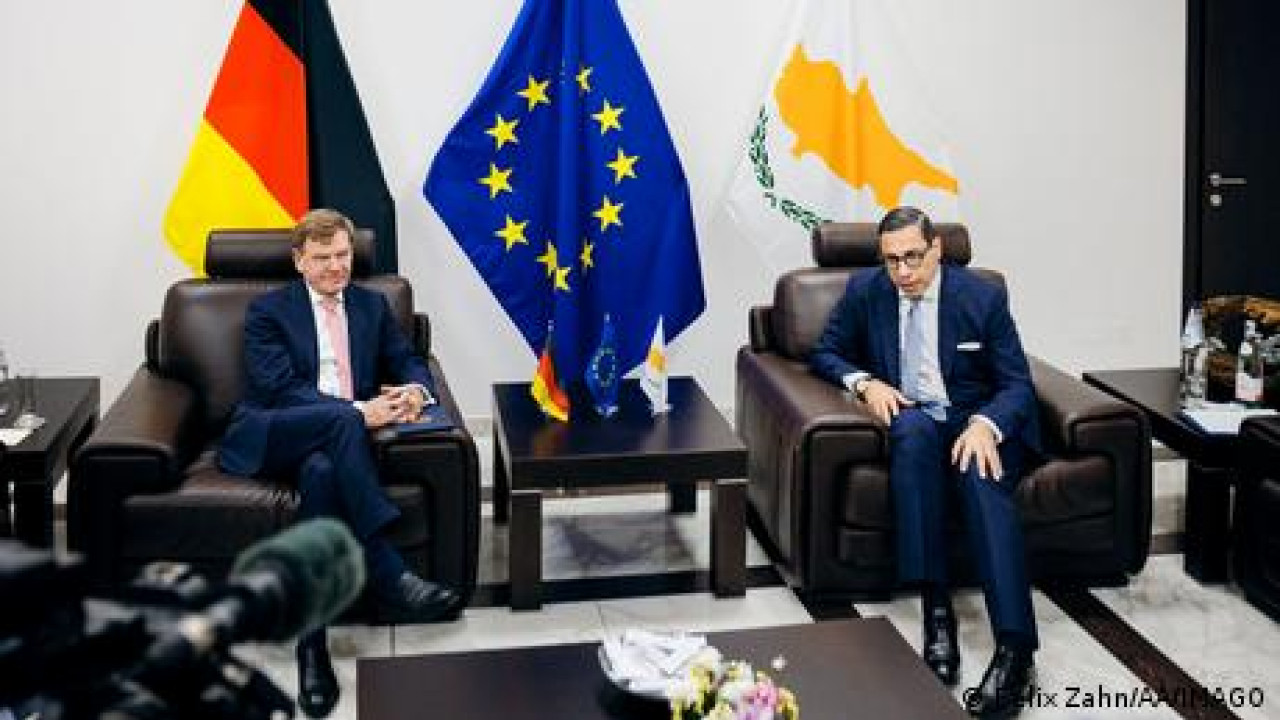 ΒΑΝΤΕΦΟΥΛ: ΑΝ Η ΚΥΠΡΟΣ ΜΑΣ ΧΡΕΙΑΣΤΕΙ, ΘΑ ΕΙΜΑΣΤΕ ΠΑΡΟΝΤΕΣ