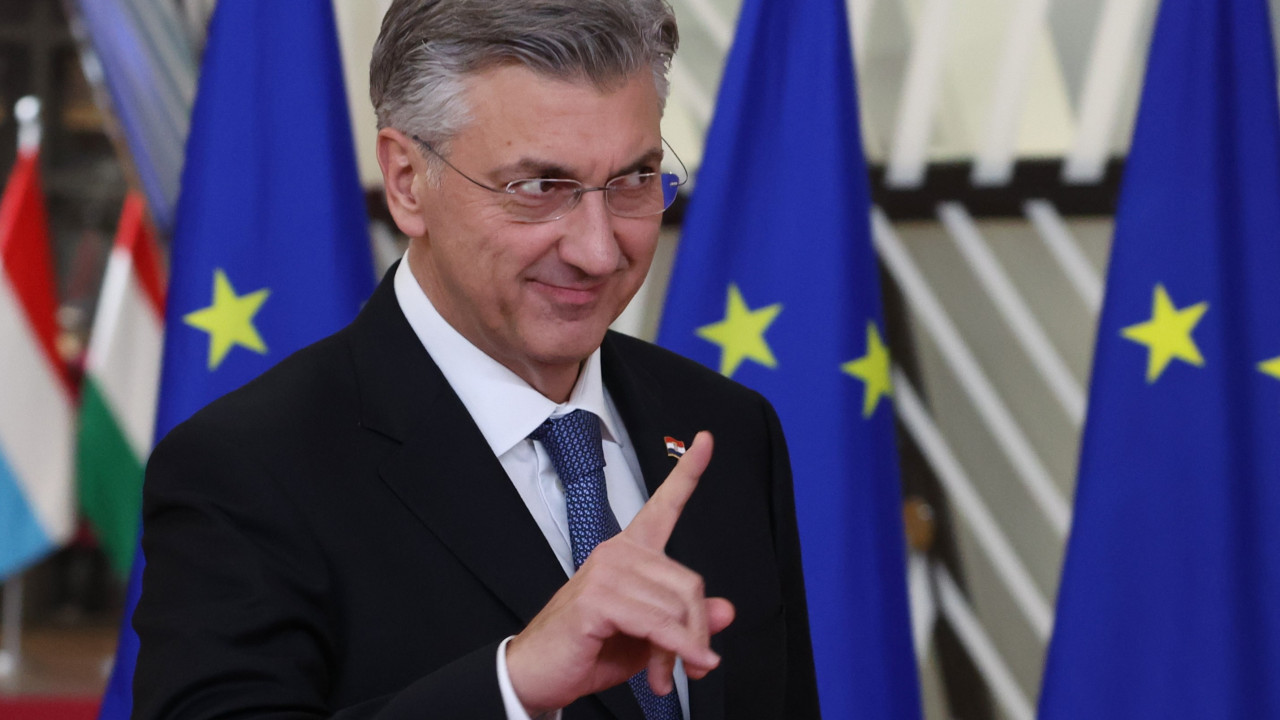 &Kappa;&rho;&omicron;&alpha;&tau;ί&alpha;: &Eta; &chi;ώ&rho;&alpha; &delta;&epsilon;&nu; &theta;&alpha; &epsilon;&nu;&tau;&alpha;&chi;&theta;&epsilon;ί &sigma;&tau;&omicron; &laquo;&Sigma;&upsilon;&mu;&beta;&omicron;ύ&lambda;&iota;&omicron; &Epsilon;&iota;&rho;ή&nu;&eta;&sigmaf;&raquo; &tau;&omicron;&upsilon; &Tau;&rho;&alpha;&mu;&pi;