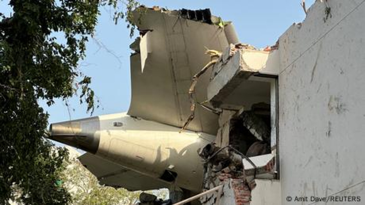 Air India: Η Βρετανία μία ημέρα μετά