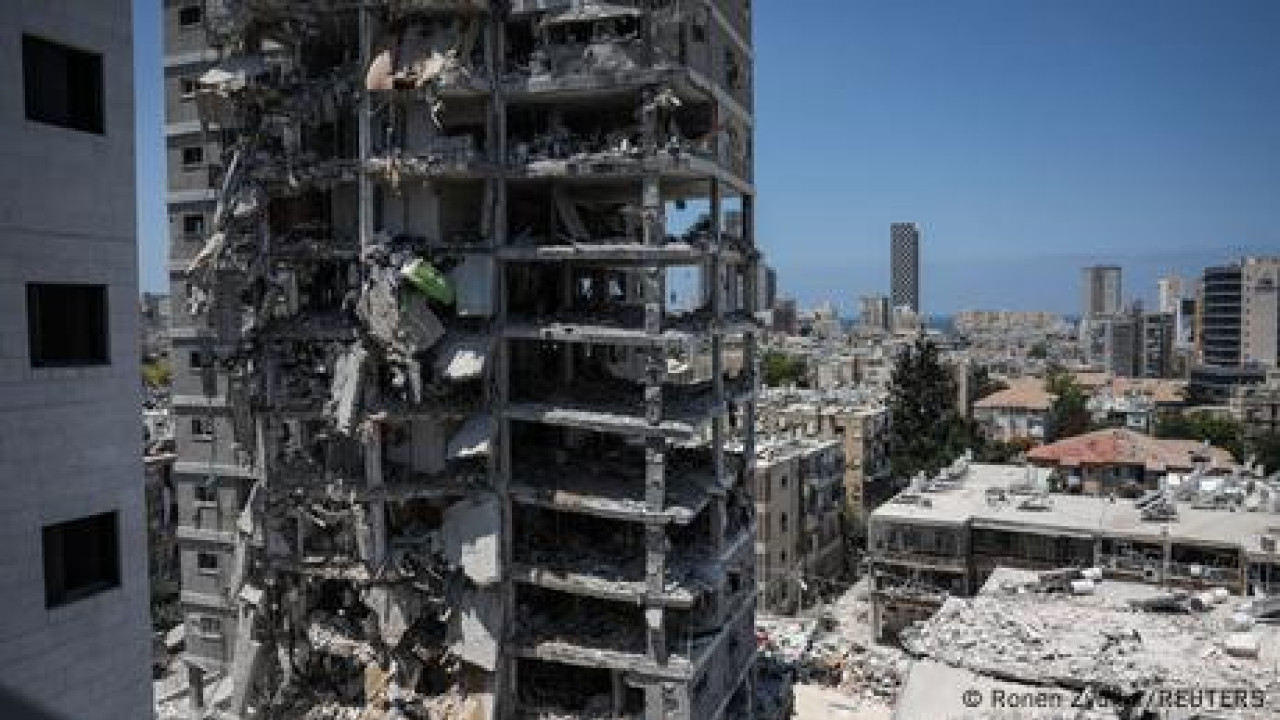 Συνεχίζεται το αμοιβαίο σφυροκόπημα Ισραήλ-Ιράν