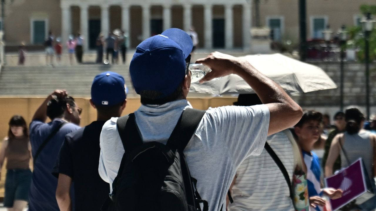 Περισσότεροι οι θάνατοι στην Αθήνα λόγω ζέστης και κλιματικής αλλαγής Περισσότεροι οι θάνατοι στην Αθήνα λόγω ζέστης και κλιματικής αλλαγής