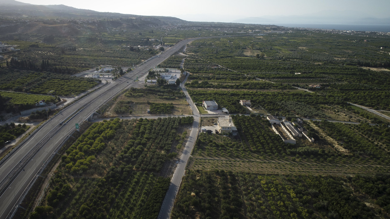 ΑΒΑΞ: Στην τελική ευθεία το α’ τμήμα της Πατρών - Πύργου