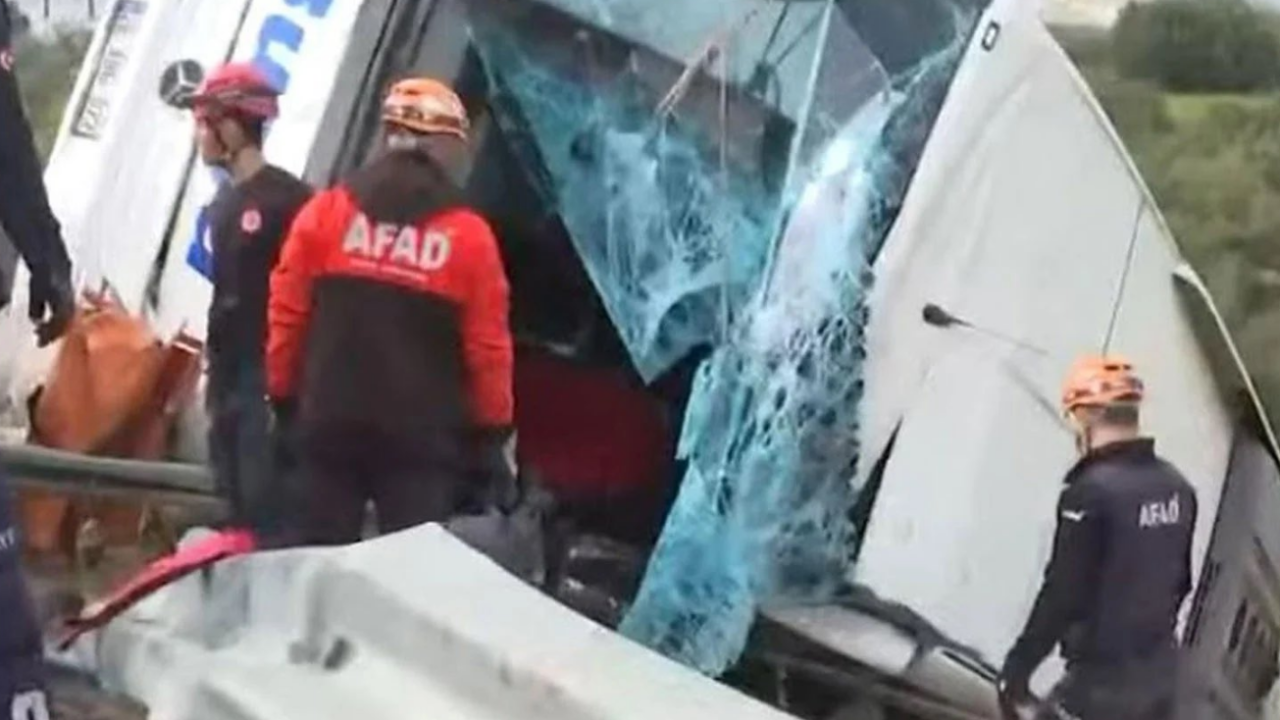 &Tau;&omicron;&upsilon;&rho;&kappa;ί&alpha;: 8 &nu;&epsilon;&kappa;&rho;&omicron;ί &kappa;&alpha;&iota; 26 &tau;&rho;&alpha;&upsilon;&mu;&alpha;&tau;ί&epsilon;&sigmaf; &sigma;&epsilon; &delta;&upsilon;&sigma;&tau;ύ&chi;&eta;&mu;&alpha; &mu;&epsilon; &lambda;&epsilon;&omega;&phi;&omicron;&rho;&epsilon;ί&omicron; &sigma;&tau;&eta;&nu; &Alpha;&tau;&tau;ά&lambda;&epsilon;&iota;&alpha; - &Delta;&epsilon;ί&tau;&epsilon; &beta;ί&nu;&tau;&epsilon;&omicron;