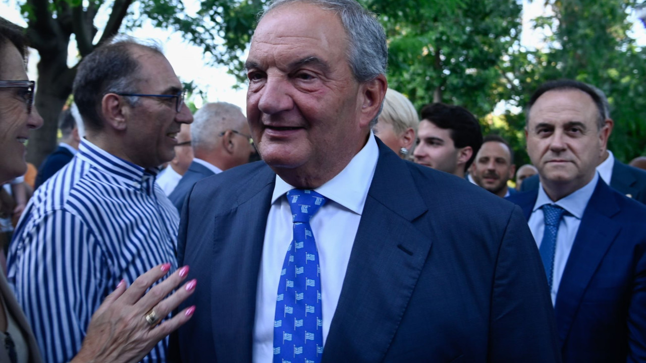 Κώστας Καραμανλής: Παρουσία στο Internet από την επόμενη εβδομάδα Κώστας Καραμανλής: Παρουσία στο Internet από την επόμενη εβδομάδα