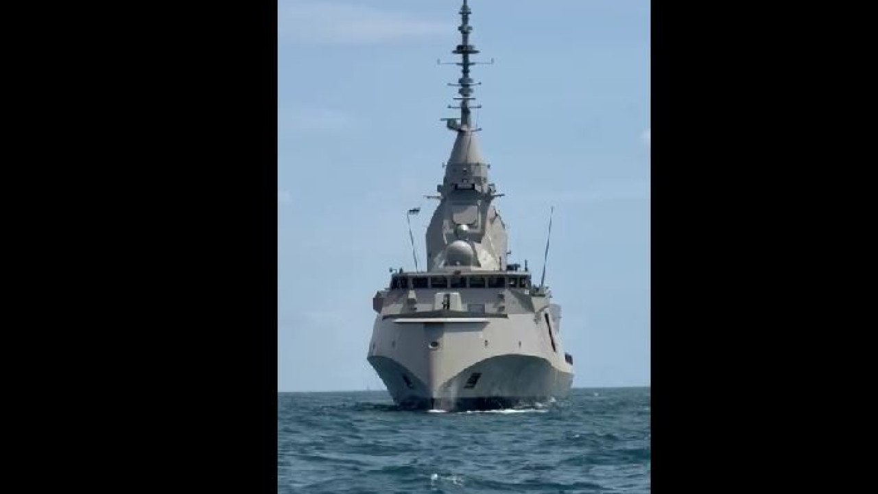 Η Αυστραλία αγοράζει 11 φρεγάτες από την Ιαπωνία έναντι 6 δισ. δολαρίων Η Αυστραλία αγοράζει 11 φρεγάτες από την Ιαπωνία έναντι 6 δισ. δολαρίων