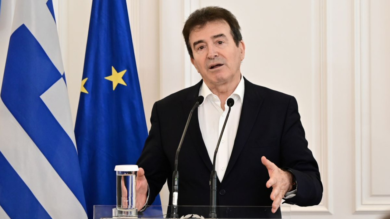 Χρυσοχοΐδης στον ΣΚΑΪ: Η πρόσβαση στο πανεπιστήμιο πρέπει να είναι ελεγχόμενη Χρυσοχοΐδης στον ΣΚΑΪ: Η πρόσβαση στο πανεπιστήμιο πρέπει να είναι ελεγχόμενη