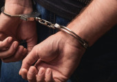  Συνελήφθησαν πέντε άτομα για κλοπές και οπλοκατοχή στην Κρήτη - Τους εντόπισαν στον Πειραιά