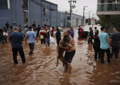 Φονικές πλημμύρες στη Βραζιλία: Μάχη με τον χρόνο για τους διασώστες στο νότιο τμήμα της χώρας  