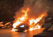 Παγκράτι: Φωτιά σε αυτοκίνητα