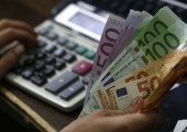 Νέες ρυθμίσεις για τους servicers: Το πριν και το μετά με παραδείγματα