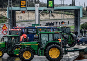Αγρότες: Nέα μπλόκα κι αποκλεισμοί πανελλαδικώς- Οι κινητοποιήσεις της Δευτέρας