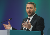 Ανδρουλάκης: Αν ο κόσμος μάς εμπιστευτεί μπορούμε να γίνουμε ευρωπαϊκή χώρα