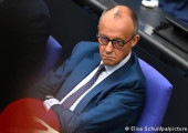 Καγκελάριος Μερτς στη βουλή