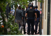 Νομικη 