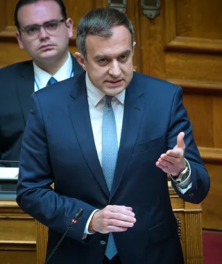 Χατζηβασιλείου: Η Ελλάδα έτοιμη να συμμετάσχει σε ειρηνευτική δύναμη για την ασφάλεια στο Ορμούζ
