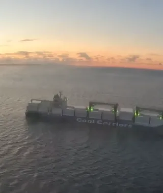 Εσθονία: Κατάσχεση πλοίου μεταφοράς εμπορευματοκιβωτίων ύποπτου για λαθρεμπόριο