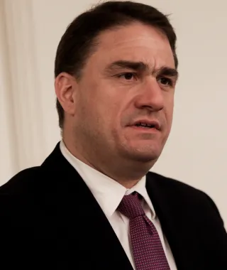 Τσουκαλάς: Απόλυτα ρεαλιστικό το μέτρο της καθολικής πρόσβασης των νέων στα ΜΜΜ - Δεν μιλάμε με λόγια του αέρα 