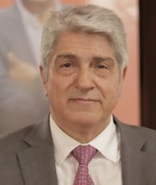«Δεν υπάρχουν δημοκρατικές διαδικασίες»: Τι λέει ο Θ. Παπανικολάου για την αποχώρηση από κόμμα Καρυστιανού