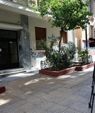 Δολοφονία βρέφους στην Κυψέλη: Ποινική δίωξη για ανθρωποκτονία κατά συναυτουργία στον 43χρονο και τη Γερμανίδα