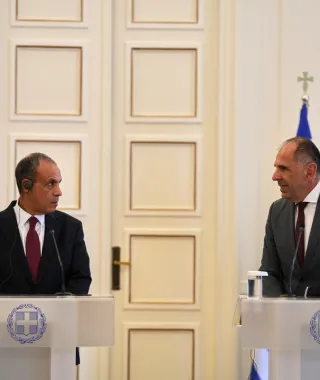Πιο κοντά από ποτέ Αθήνα και ΗΑΕ