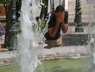 Καιρός: Επιμένει η ζέστη – Έως και 40 βαθμούς ο υδράργυρος σήμερα