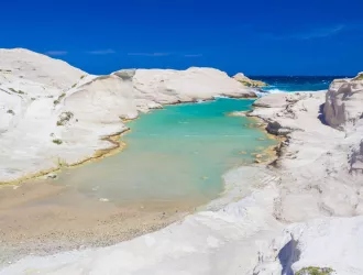 Αυτή η ελληνική παραλία βρίσκεται ανάμεσα στις 20 καλύτερες του κόσμου