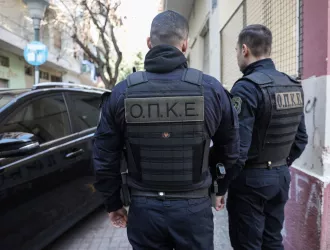 Μεγάλη επιχείρηση της ΕΛΑΣ στην Αττική για όπλα και ναρκωτικά - 8 συλλήψεις