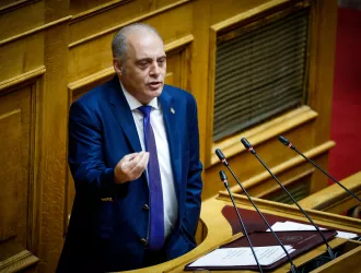 Βελόπουλος για παράτυπους μετανάστες: «Αλτ, Τις ει;  και μπουμπουνάς!» - Καιρίδης: Είστε πρόβλημα ανθελληνικό και αντεθνικό