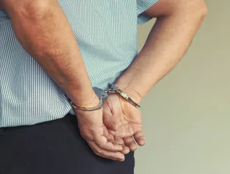 Χειροπέδες σε ζευγάρι αλλοδαπών για ληστεία σε βάρος 74χρονου στον Άγιο Παντελεήμονα    