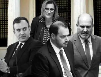 Ανασχηματισμός «ήρεμων νερών» σε κυβέρνηση και Κοινοβουλευτική Ομάδα
