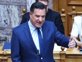 Βουλή: Αντιπαράθεση Γεωργιάδη - Δουδωνή με αιχμή την Ευρωπαϊκή Εισαγγελία