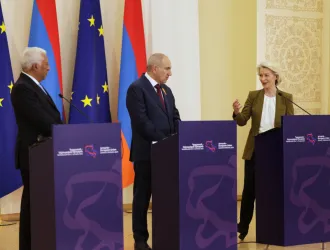 Ρωσικό τελεσίγραφο στην Αρμενία: «Αν προχωρήσετε προς την ΕΕ, ξεχνάτε το φθηνό φυσικό αέριο και πετρέλαιο»