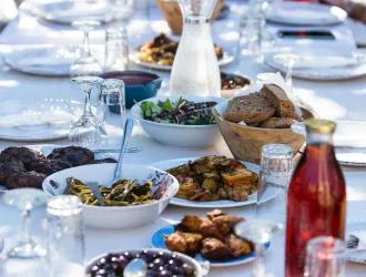 Τέσσερα αδέλφια, 5.000 ελιές και ένα κοινό όνειρο στη Μεσσηνία