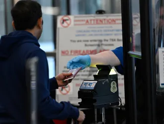 Αεροπορικά ταξίδια στην ΕΕ: Οι μεγάλες αλλαγές και όλα όσα πρέπει να γνωρίζετε